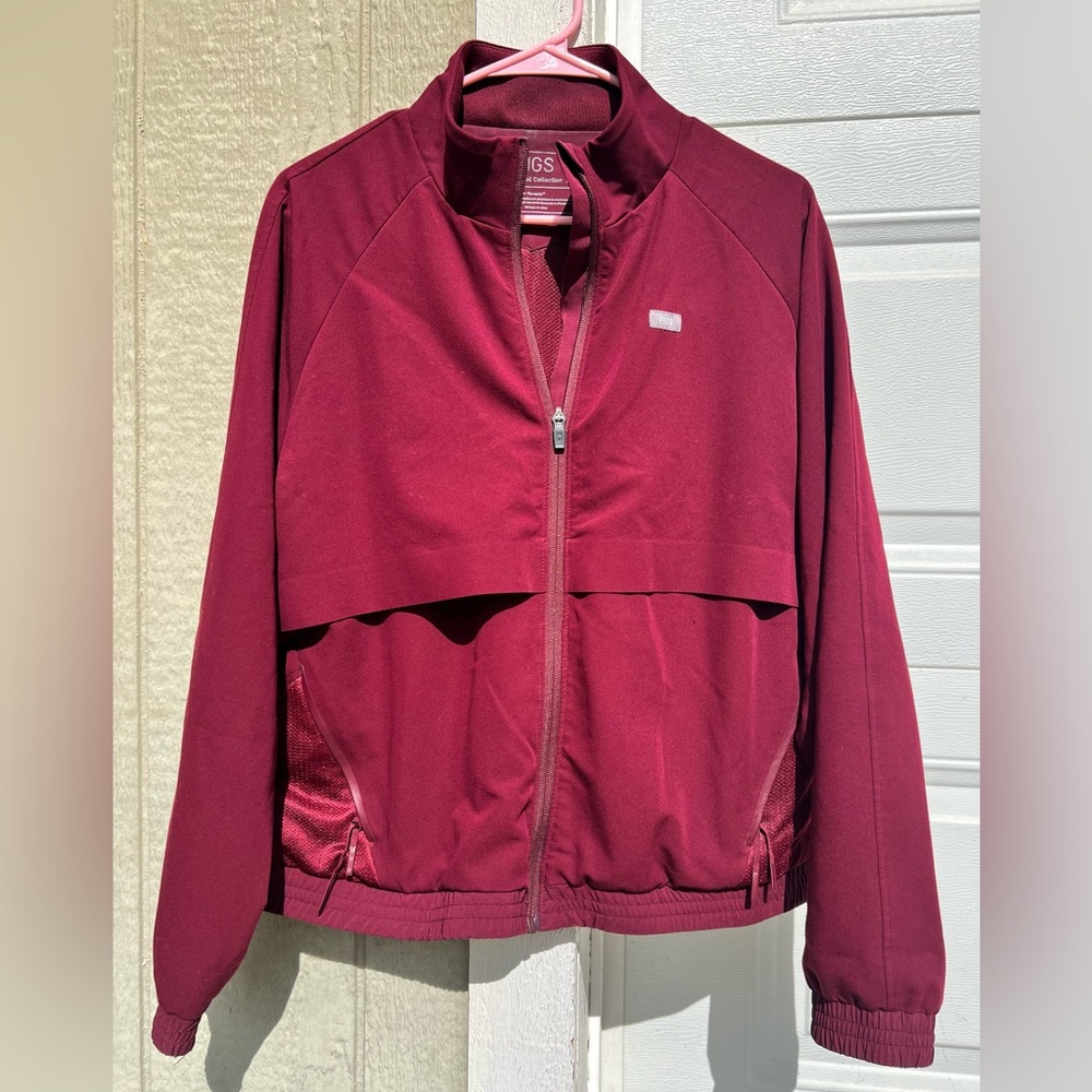 FIGS Sydney Performance Scrub Jacket